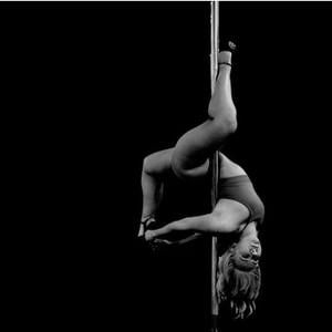 Meet your Posher, Rowena